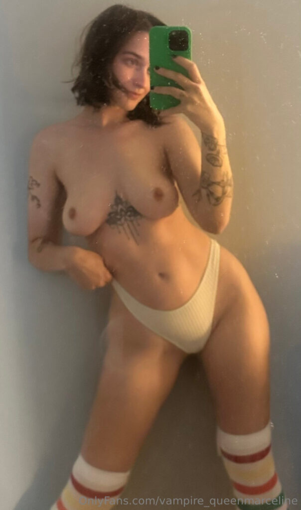 OnlyFans – Petite – vampire_queenmarceline | Marceline – Nude