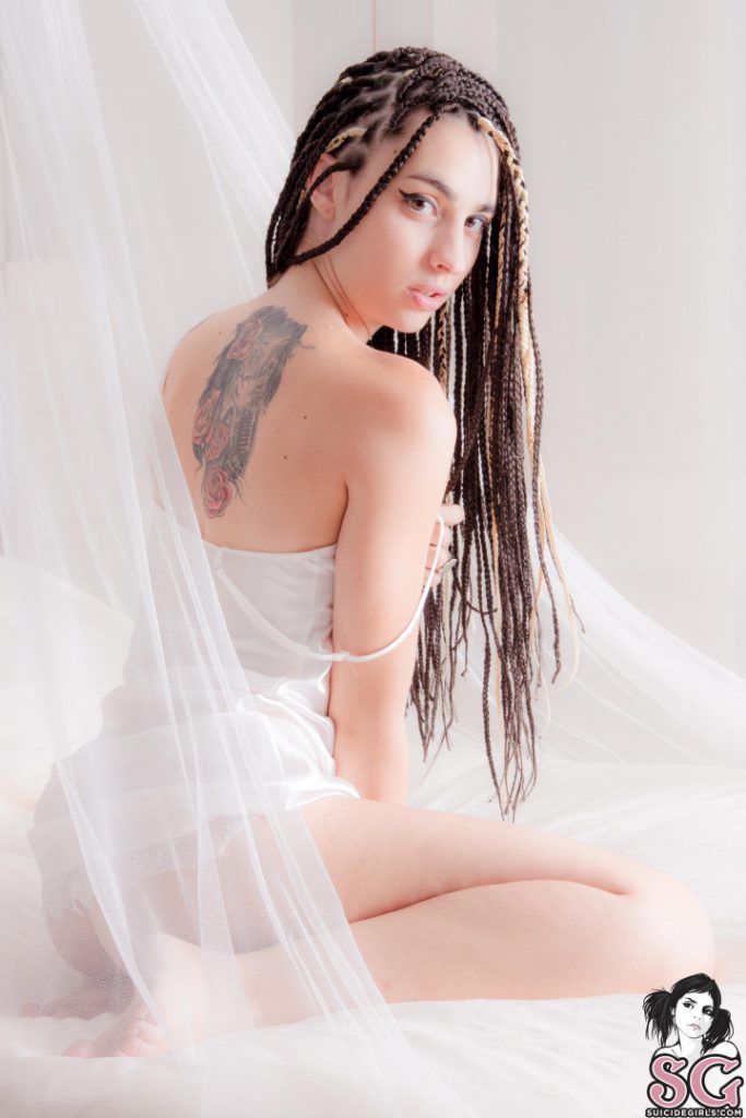 Suicide Girls – Vermilion – Nude