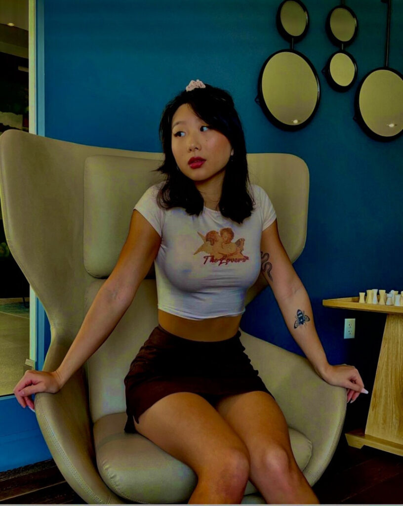 TikTok – Petite – Asian – VIVACIOUSHONEY | vivacious.honey – Nude