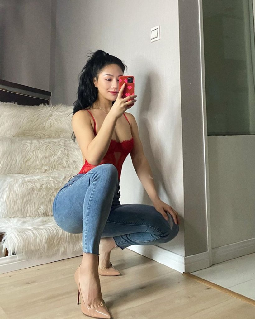 Instagram – Xiaolajiao_j3 aka LIL CHILI – Nude