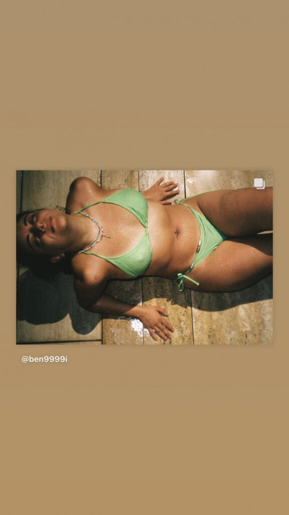 Youtube – Teen – Yaren Açıkgöz – Nude