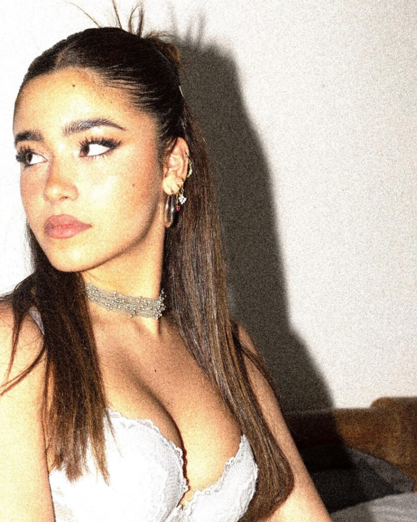 Instagram – Yasmin Barbieri – Nude