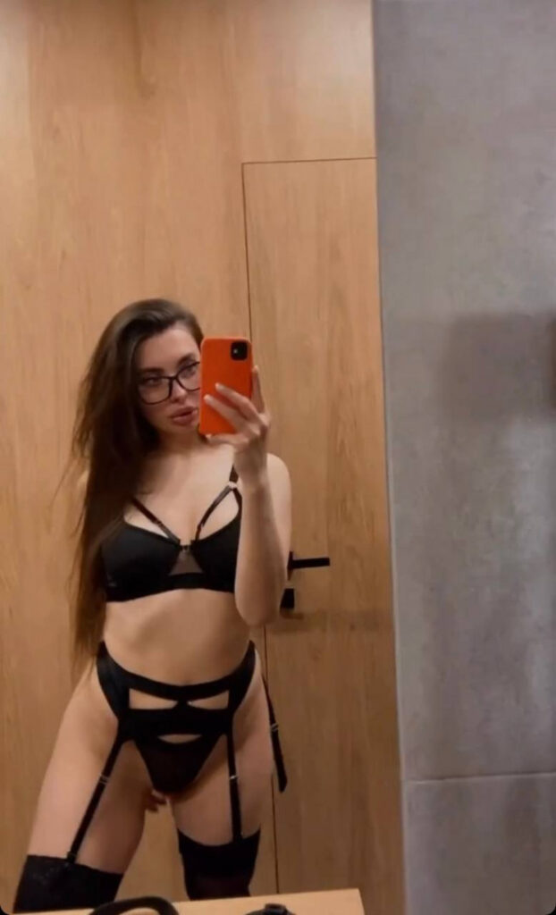 OnlyFans – Teen – Yulia Getmanova / im.6.6.6 / getmanovaaaa / im.666 – Nude