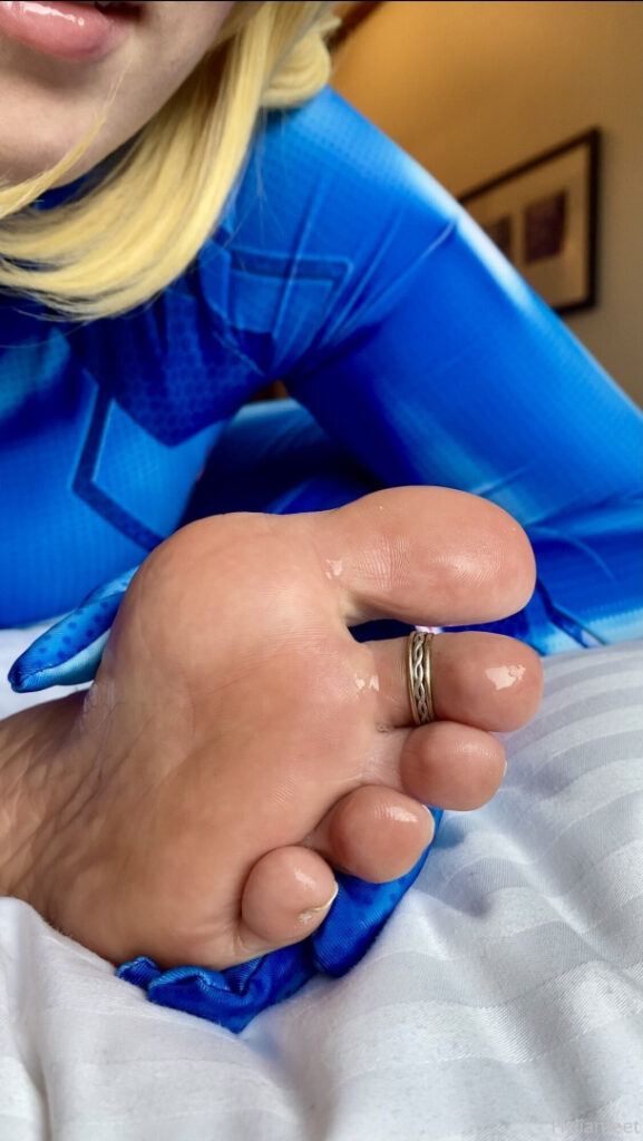 OnlyFans – Reddit – Feet – ZeldaHyrule – Nude