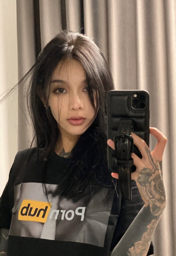 Instagram – ⠀X⠀ – 0921hmx – Nude