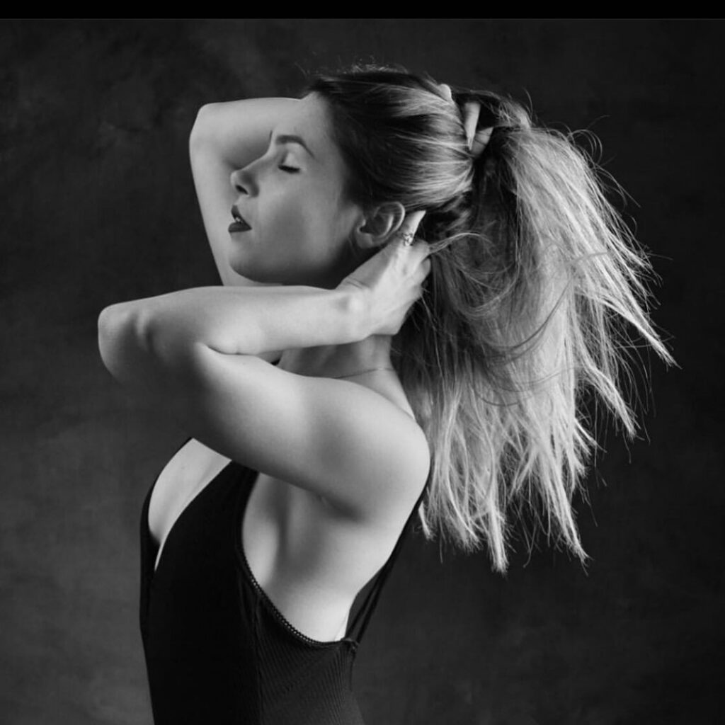 TikTok – Adele_tsy / adele_tsdr – Nude