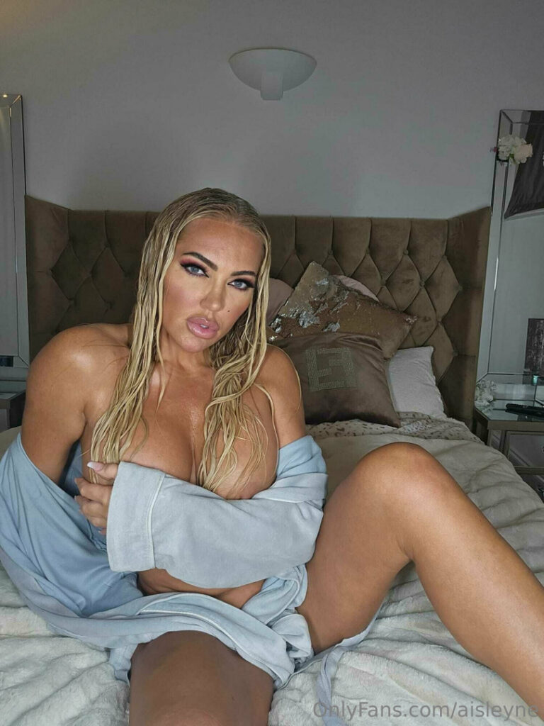 Celeb – T H I C C – MILF – Aisleyne (Big Brother UK thot) – OnlyFans – Nude