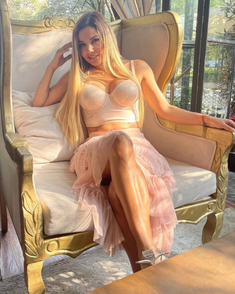 Celeb – Latina – Aleida Nuñez – Nude