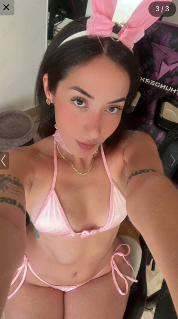 Twitch – Latina – Alejandra Zamudio – Guccihabb – Nude