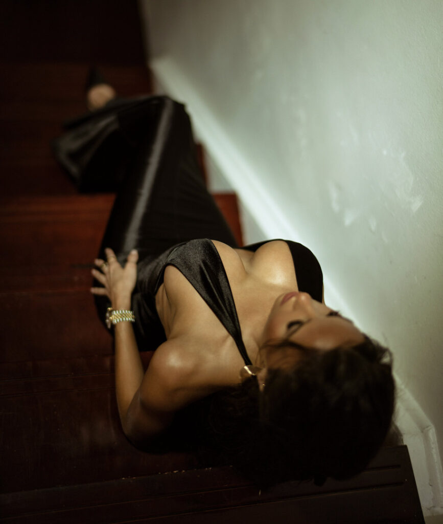 Instagram – Alexandra Abbate – Nude