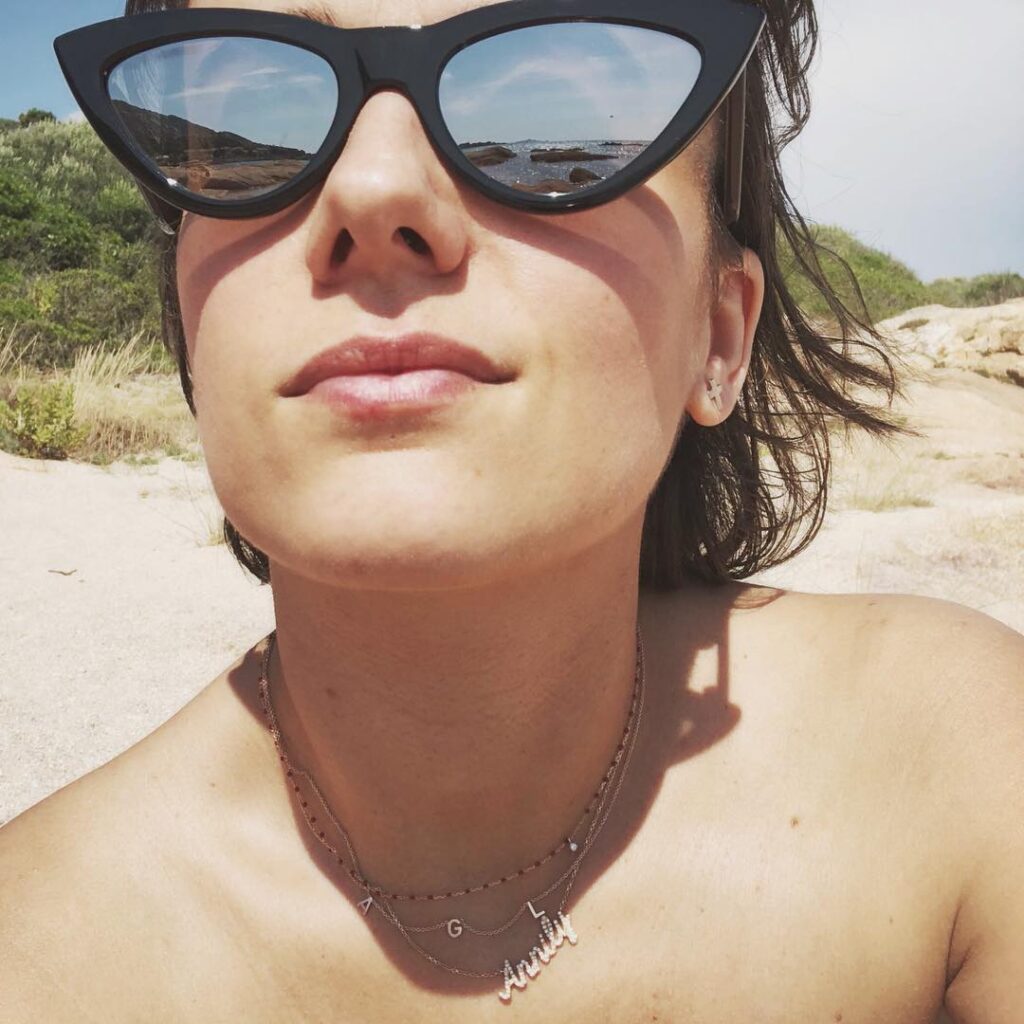 Celeb – Alizee – Nude