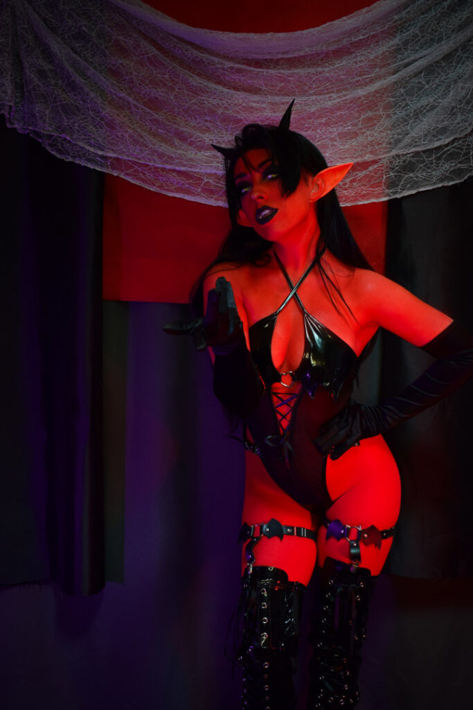 Instagram – Cosplay – Allisuncos / Allithetrashlord – Nude