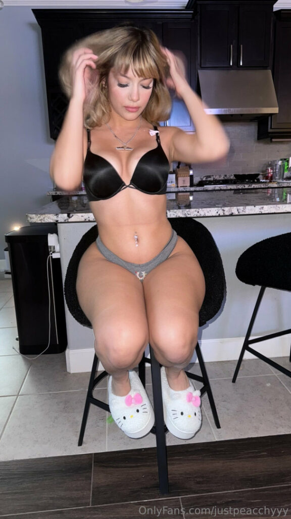 OnlyFans – TikTok – Amariah Morales – Nude