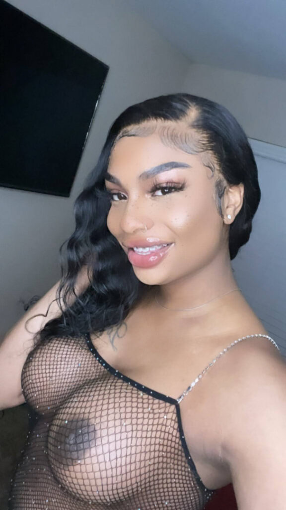 OnlyFans – Trans – T H I C C – Ebony – Amber Leaks  amberleaksss – Nude Leaks