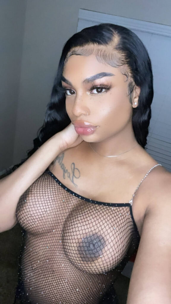 OnlyFans – Trans – T H I C C – Ebony – Amber Leaks  amberleaksss – Nude Leaks