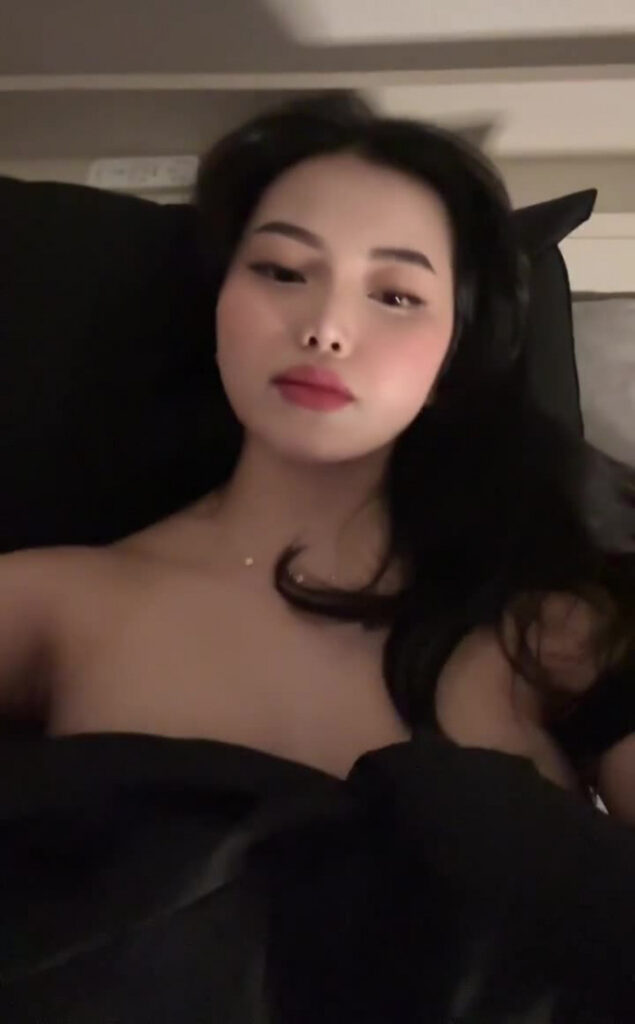 Asian – Filipina – Angelaa5 – Nude