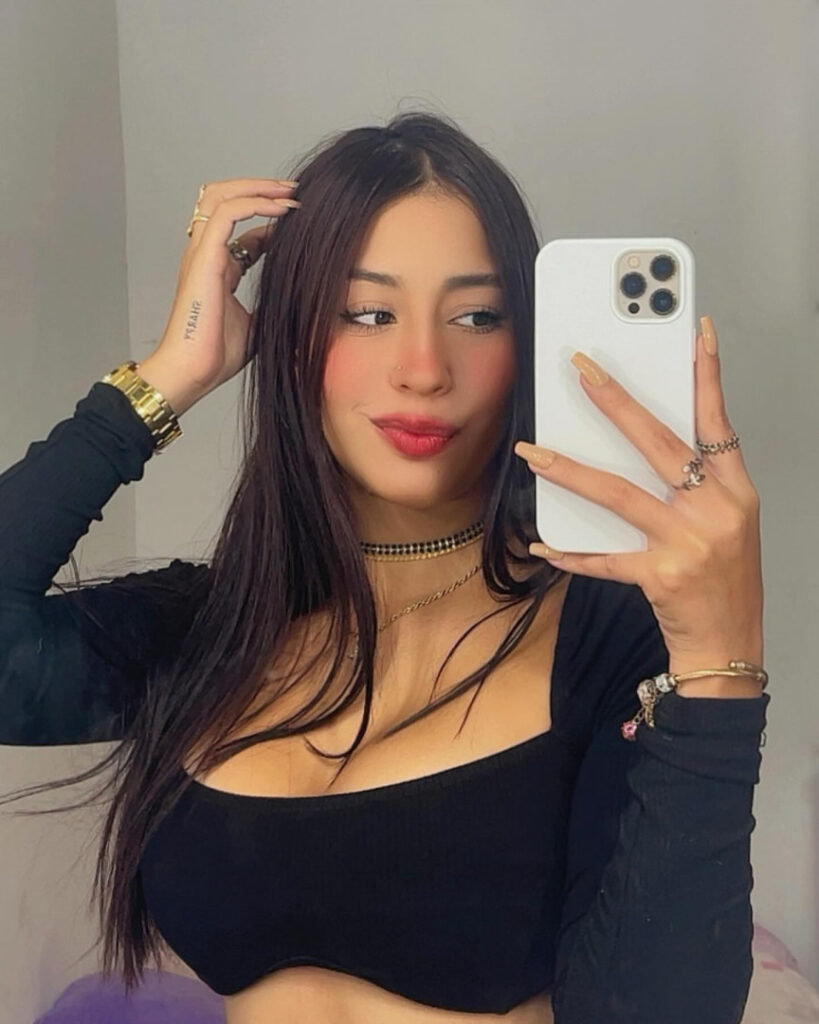 OnlyFans – Instagram – Latina – Angelica Valentina / angevaalen – Nude