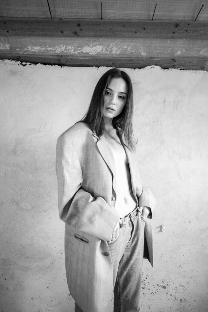 Instagram – Angelina Romashka – Nude