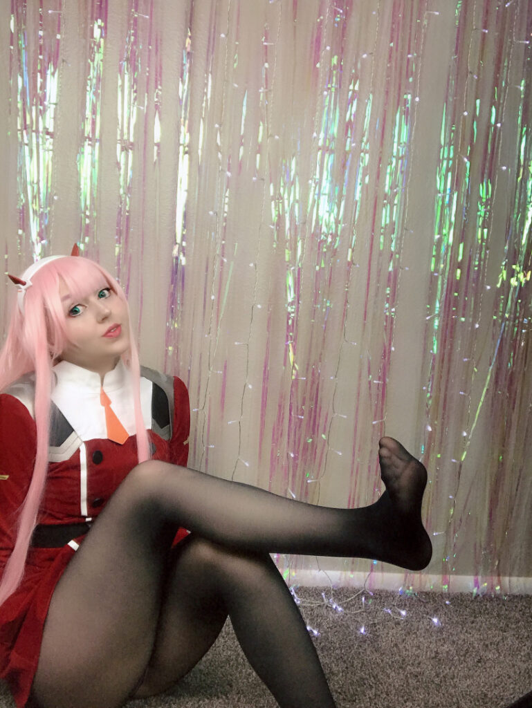 OnlyFans – T H I C C – anibae.cos/anibae.irl/amandastunning – Nude