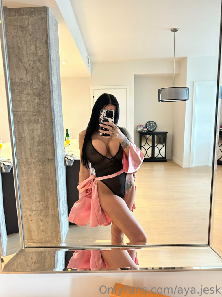 OnlyFans – Annie Precourt aka aya.jesk aka Coccinelle – Nude