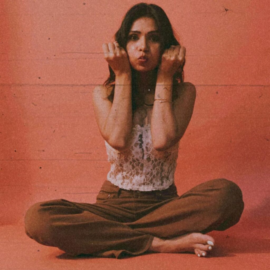 Instagram – Annie Sharma aka bossgirlanniee – Nude