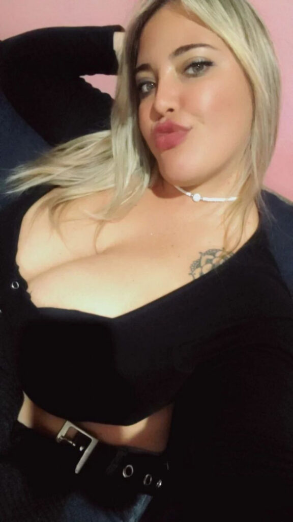 Instagram – anto_robazza – Nude