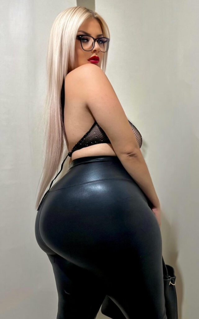 Antonella Paiva – Misscurvy – Nude