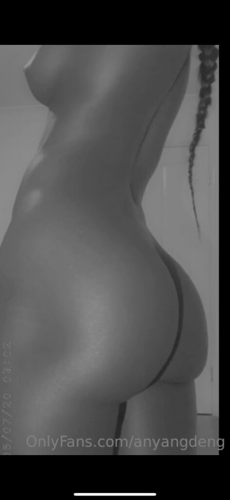 Anyang Deng – Nude