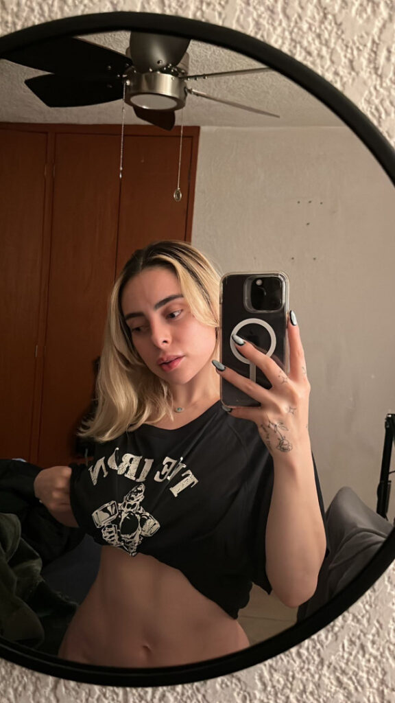 Instagram – Teen – Latina – Aranza Sinte @aranzasinte – Nude