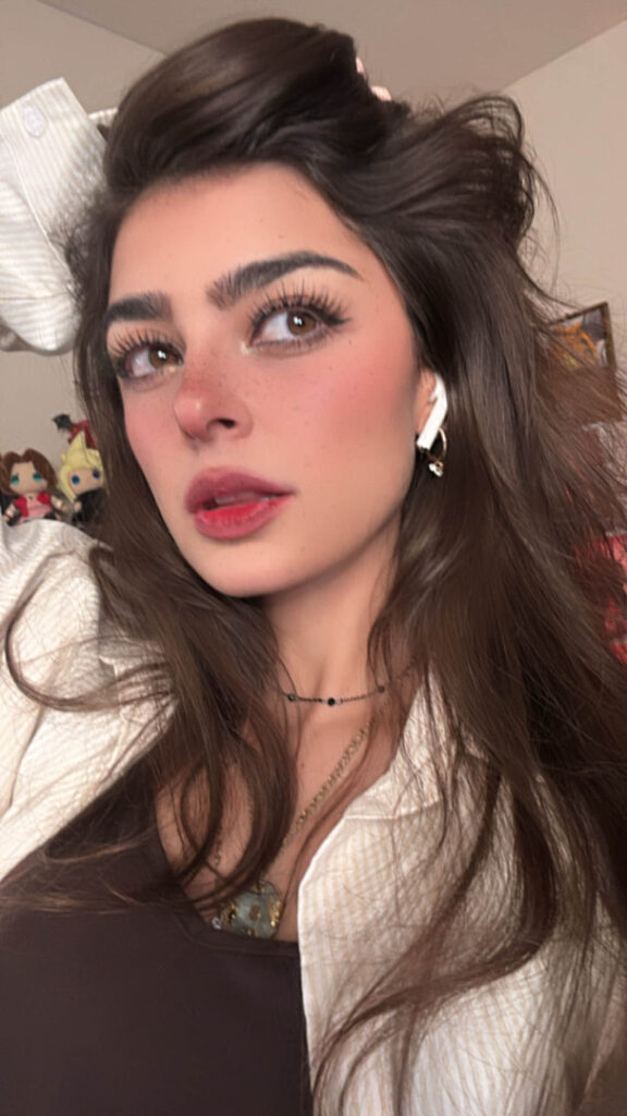 Twitch – Petite – ARUUU – Nude