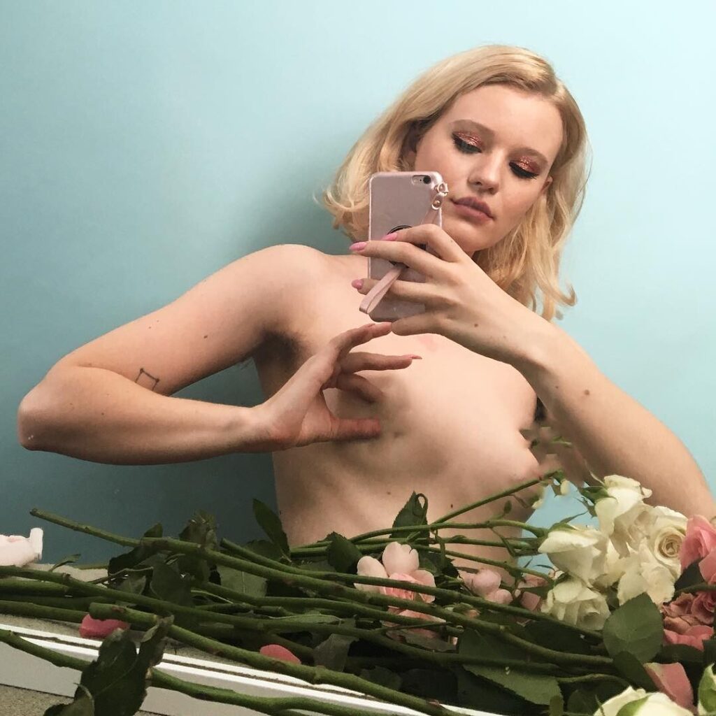 Instagram – Arvida Bystrom – Nude