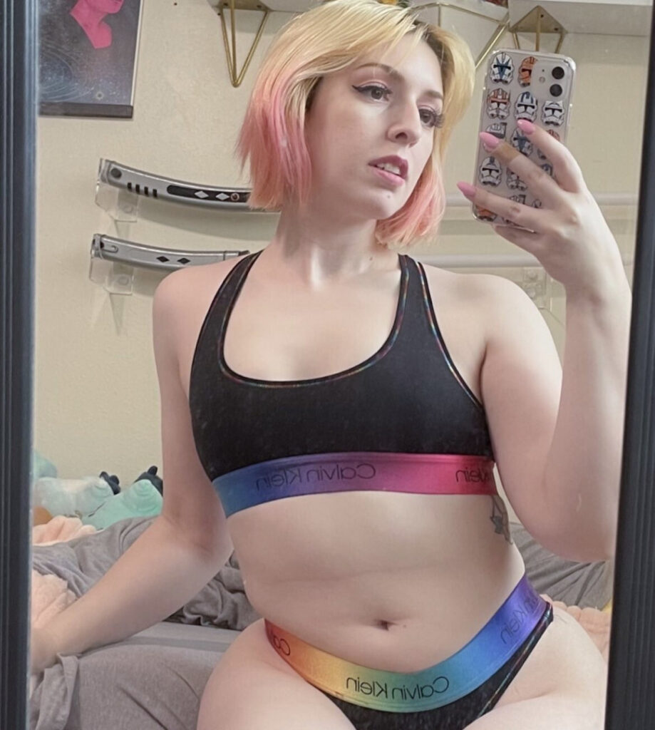 Instagram – Ashleigh Tano – Nude