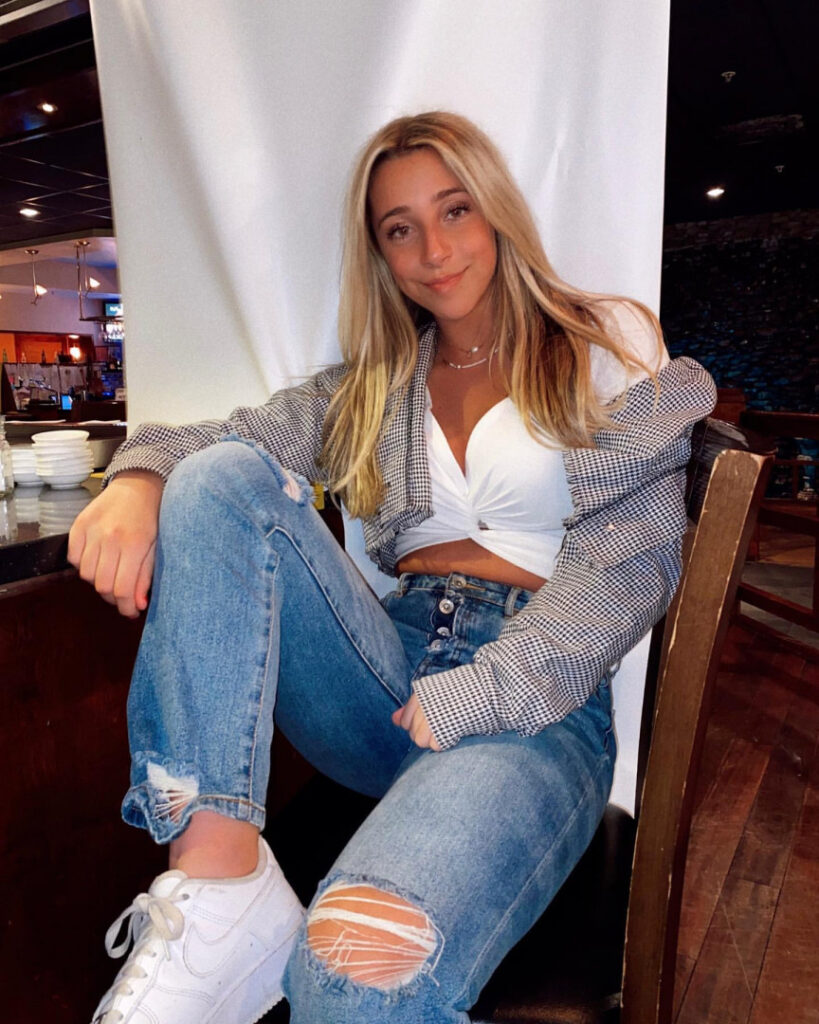 Instagram – Ashley Ladner ashleyyladner – Nude