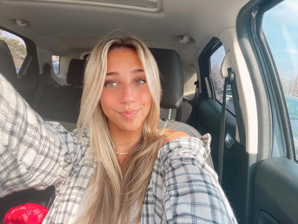 Instagram – Ashley Ladner ashleyyladner – Nude