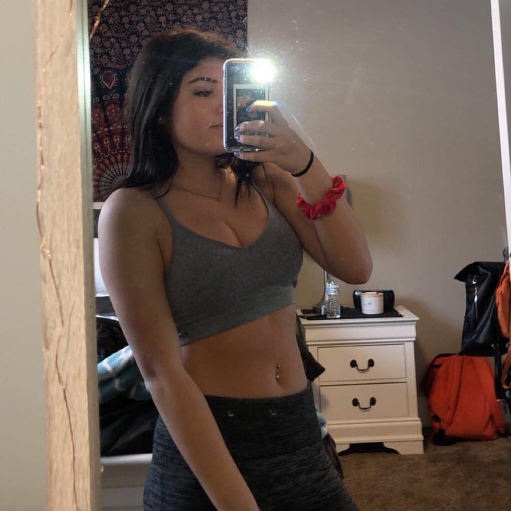 TikTok – Instagram – Aspen Franks – Nude