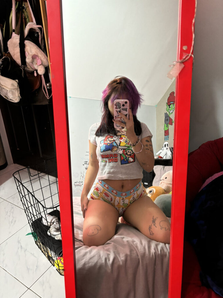 Twitch – ⠀X⠀ – Asian – Atsukiibear / Tsuki – Nude Leaks