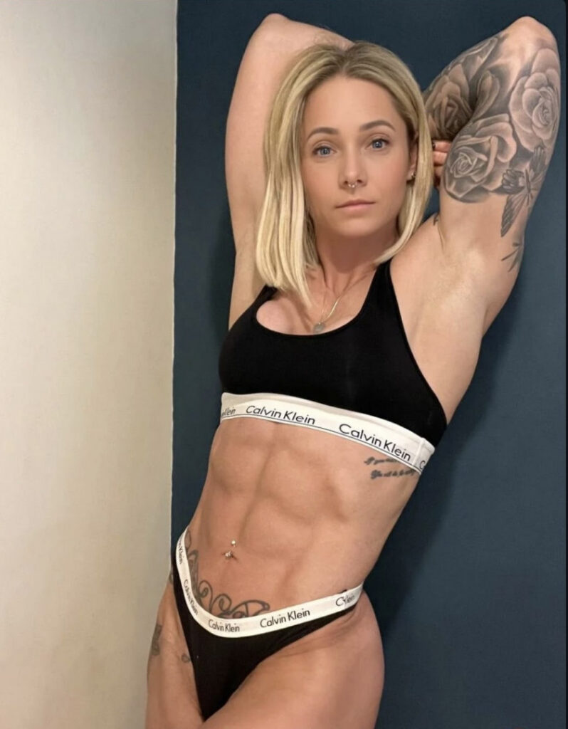 OnlyFans – Reddit – Ava Jones / HelenMcCardle / avajones.fit – Nude