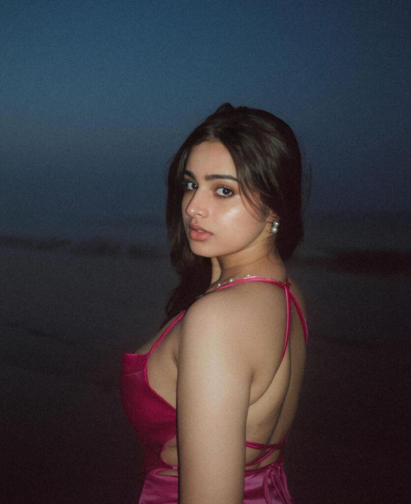 Instagram – Indian – Ayesha Khan – Nude