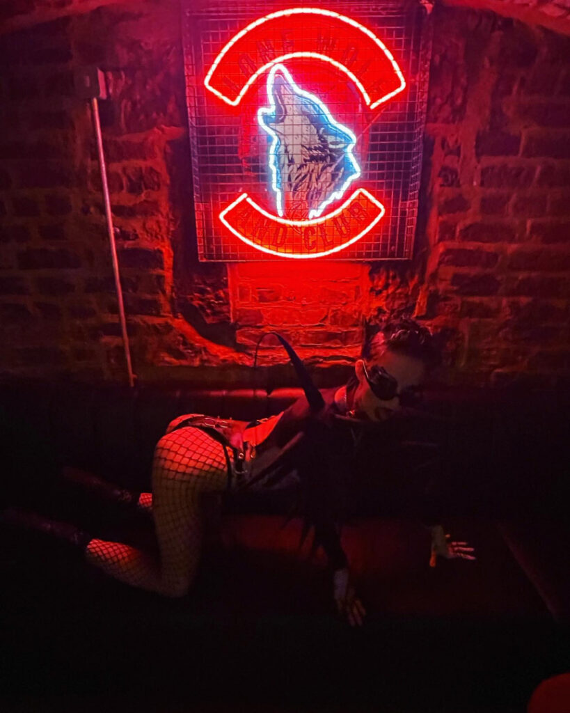 Celeb – Bambi Thug – Nude