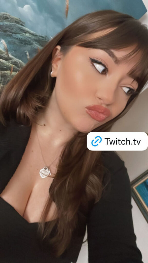 Twitch – Bananabrea – Nude