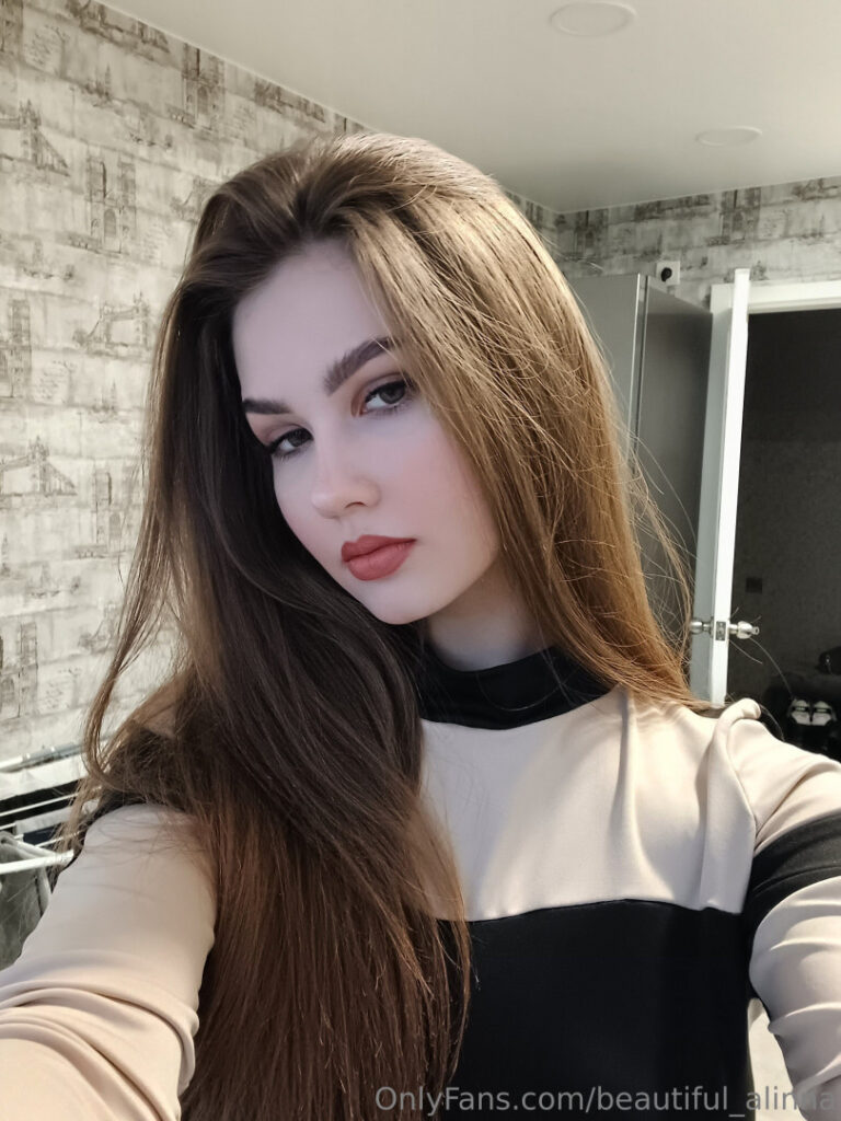 OnlyFans – Beautiful_alinna, Lightning_girl2, Harperrr – Nude