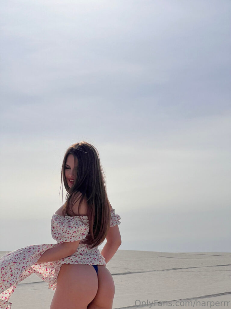 OnlyFans – Beautiful_alinna, Lightning_girl2, Harperrr – Nude