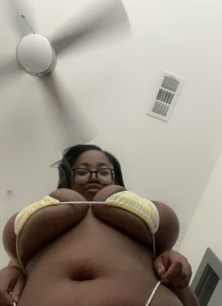 Instagram – T H I C C – Ebony – bedras / princessbabyved – Nude