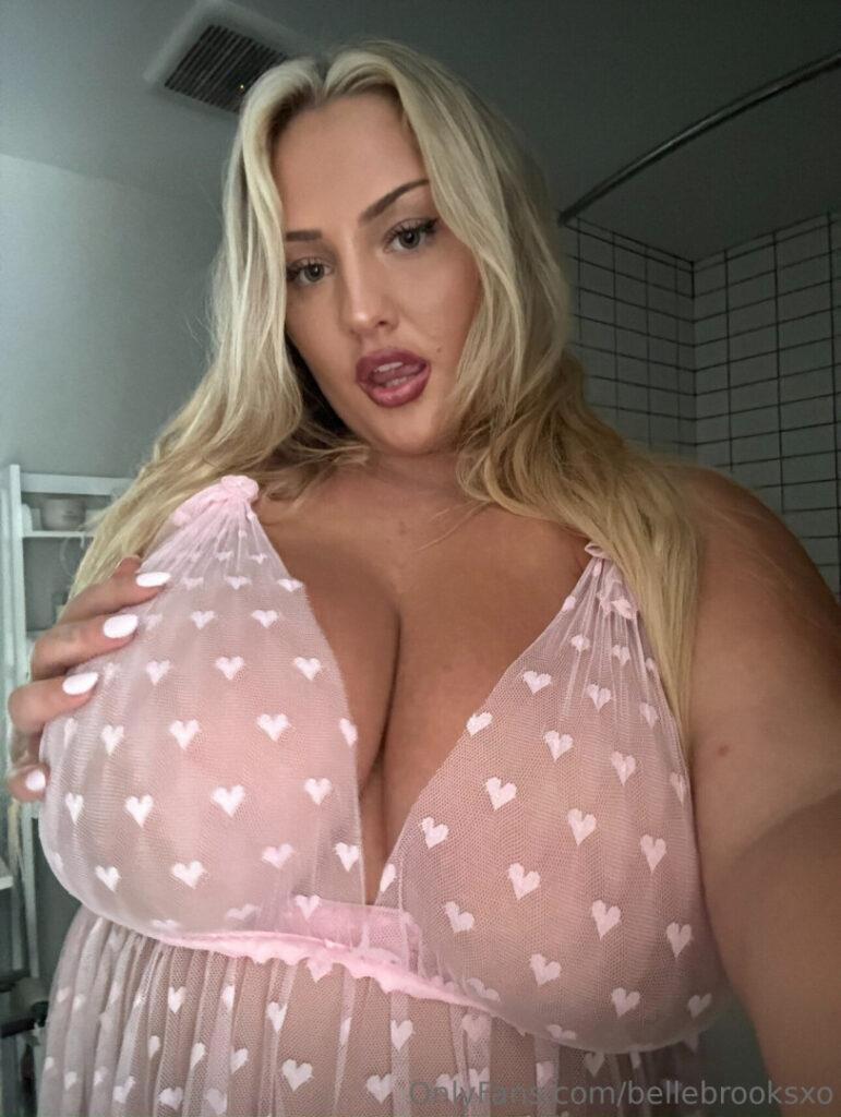 OnlyFans – T H I C C – bellebrooksxo – Nude