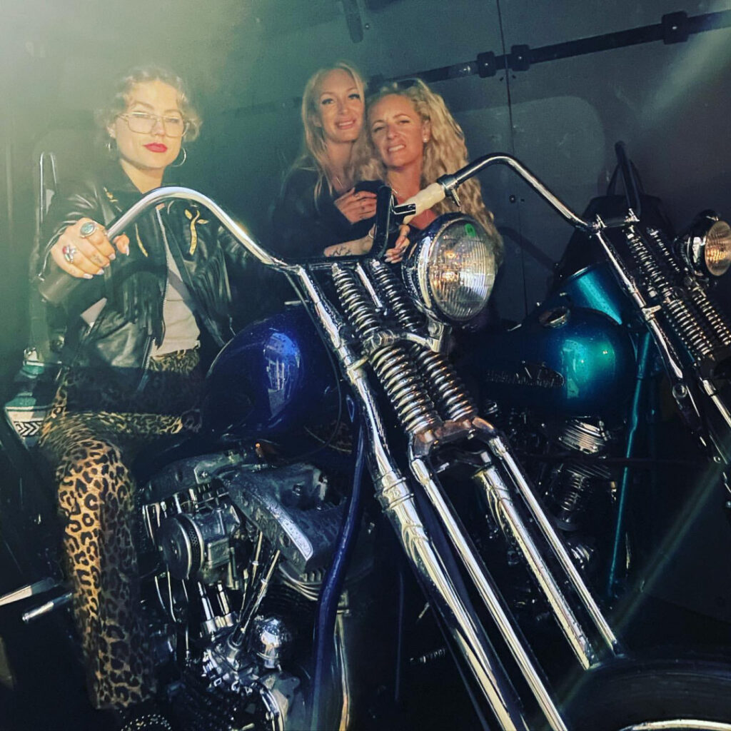 Instagram – blondbombshell804 aka athena_ryder – Nude