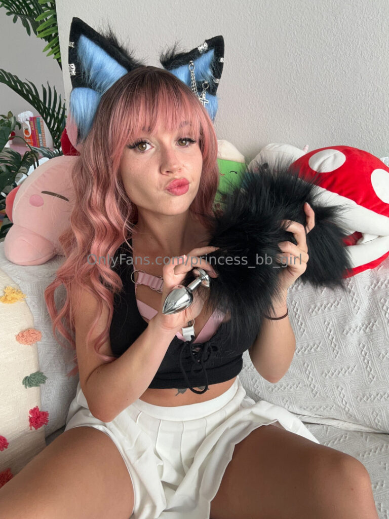 OnlyFans – TikTok – BlondeMauiGirl – Nude