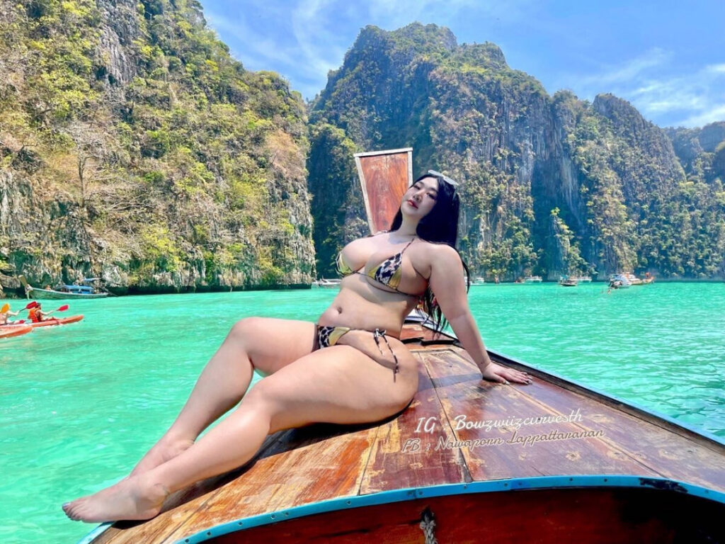 Instagram – T H I C C – Bowzwiiz – Nawaporn Lappattaranan – bowzwiizcurvess – Nude