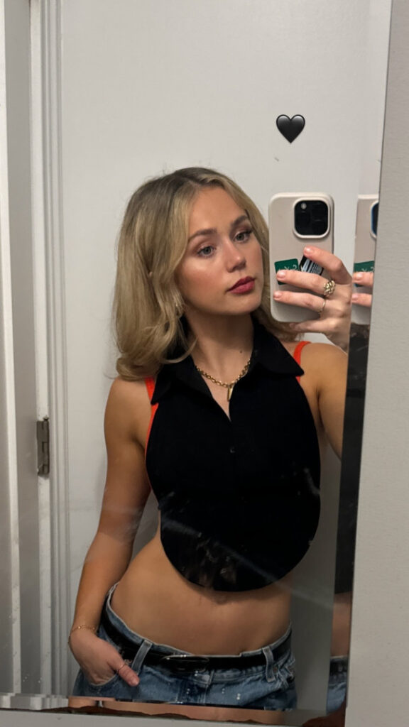 Celeb – Brec Bassinger – Nude