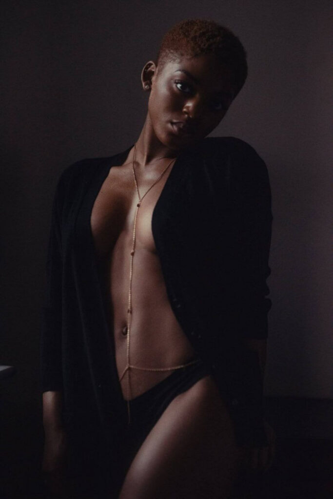 Instagram – Ebony – Brezilla – Nude