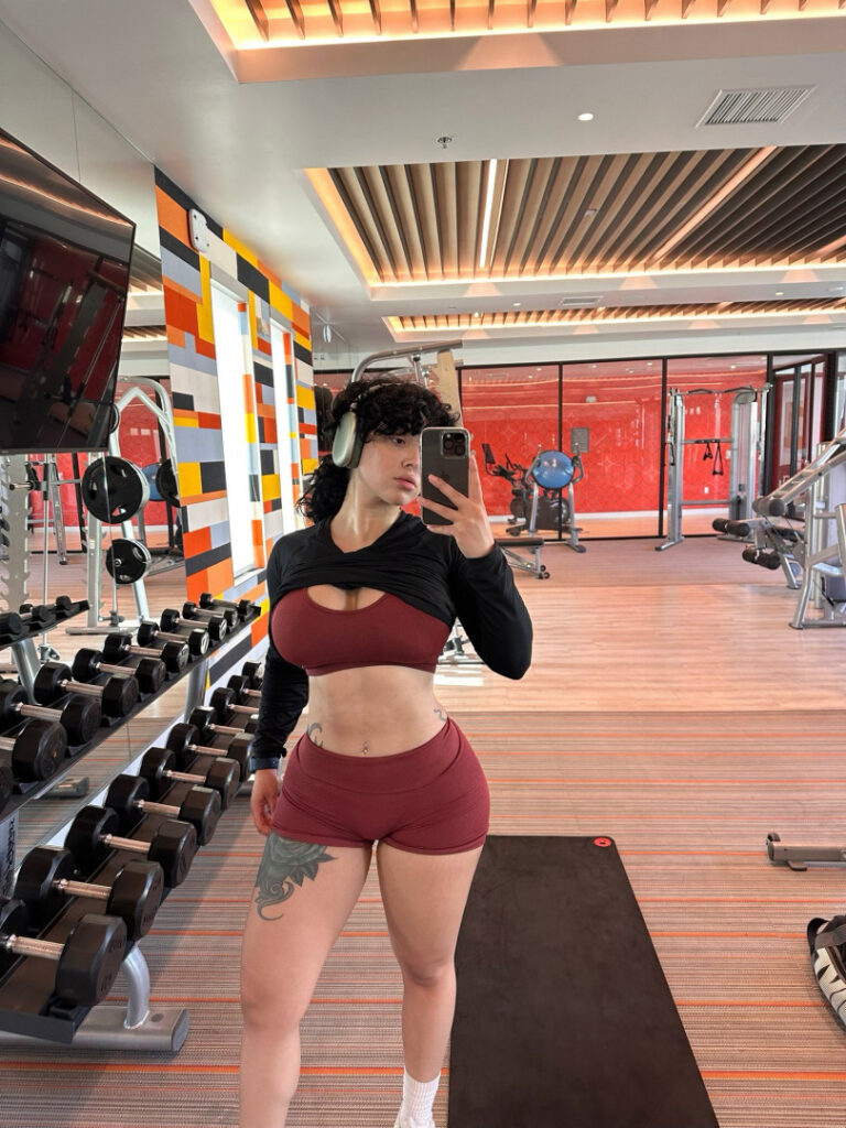 OnlyFans – T H I C C – Briannagutz | kaijynx – Nude